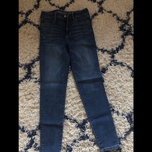 American Eagle skinny jeans